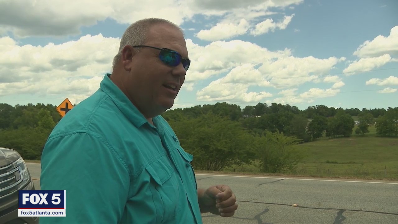 Does the Banks County Sheriff live in Banks County