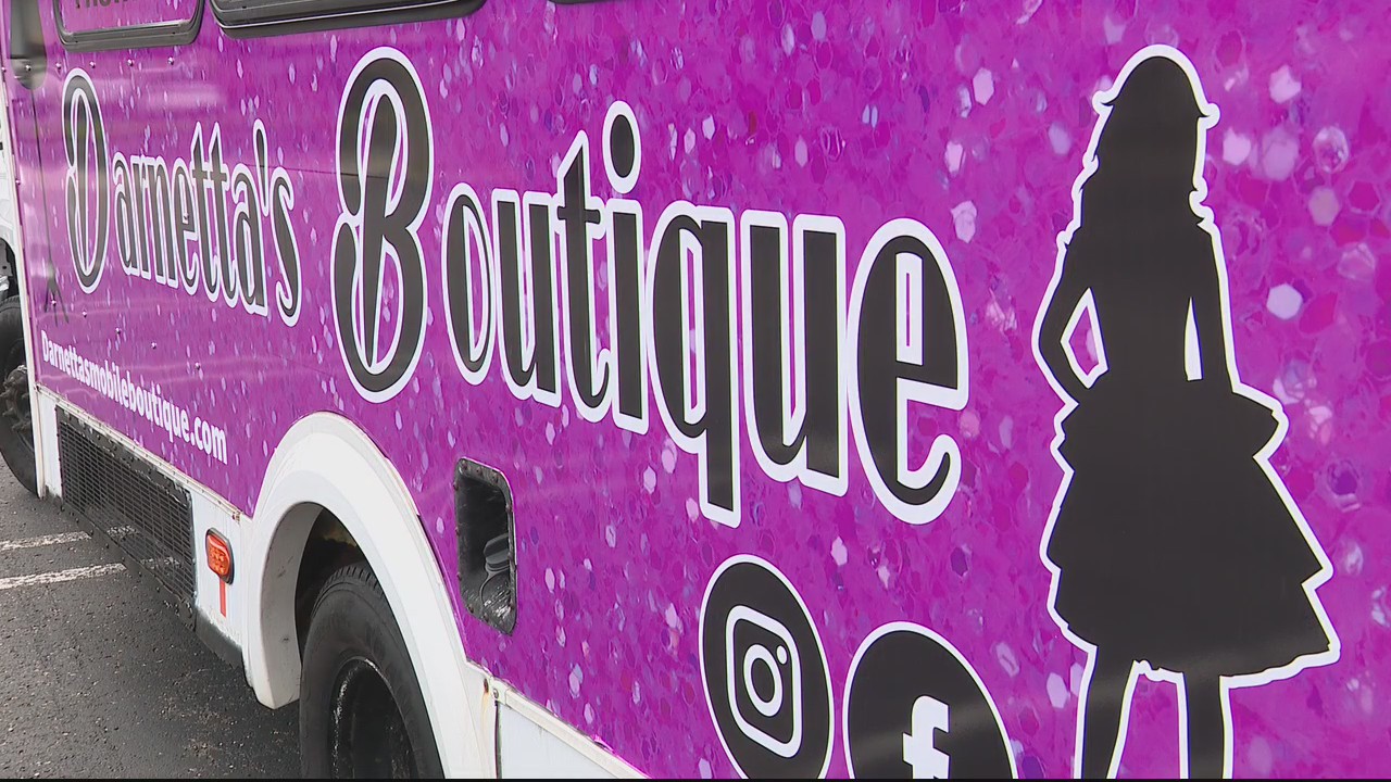 Detroit woman launches mobile boutique amid COVID pandemic