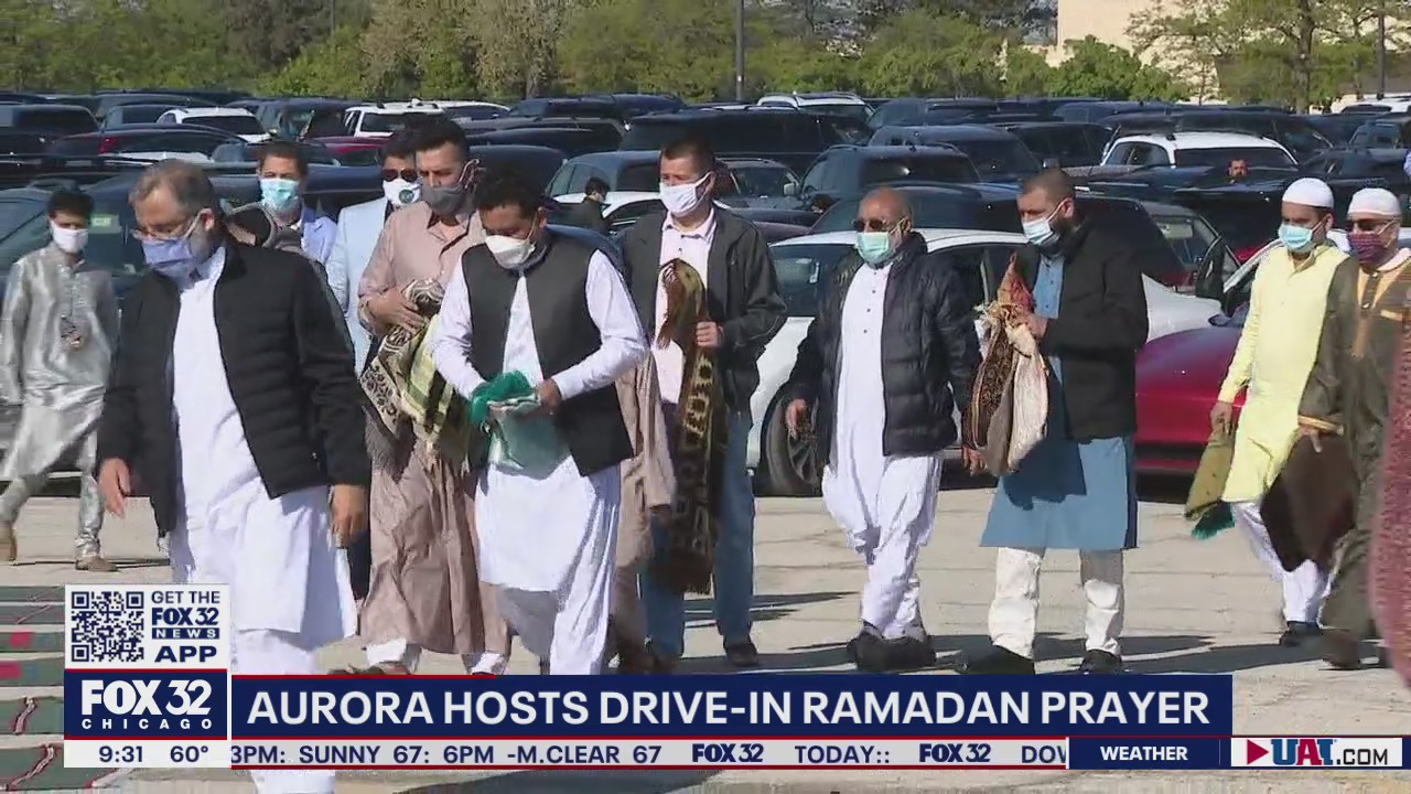 Aurora hosts drive-in Ramadan prayer