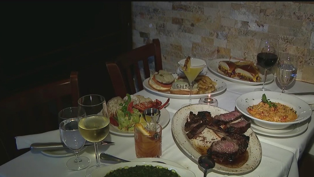 NYC restaurant curfew moved to midnight