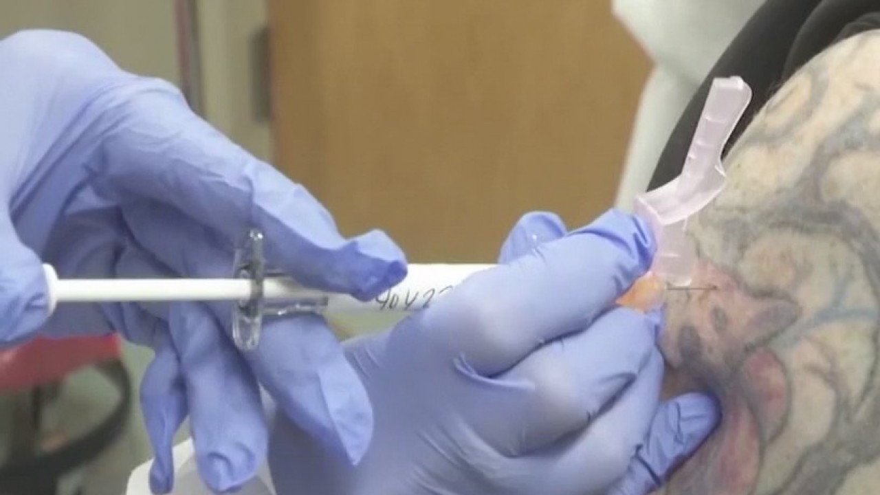 FDA to meet to decide on Pfizer's coronavirus vaccine