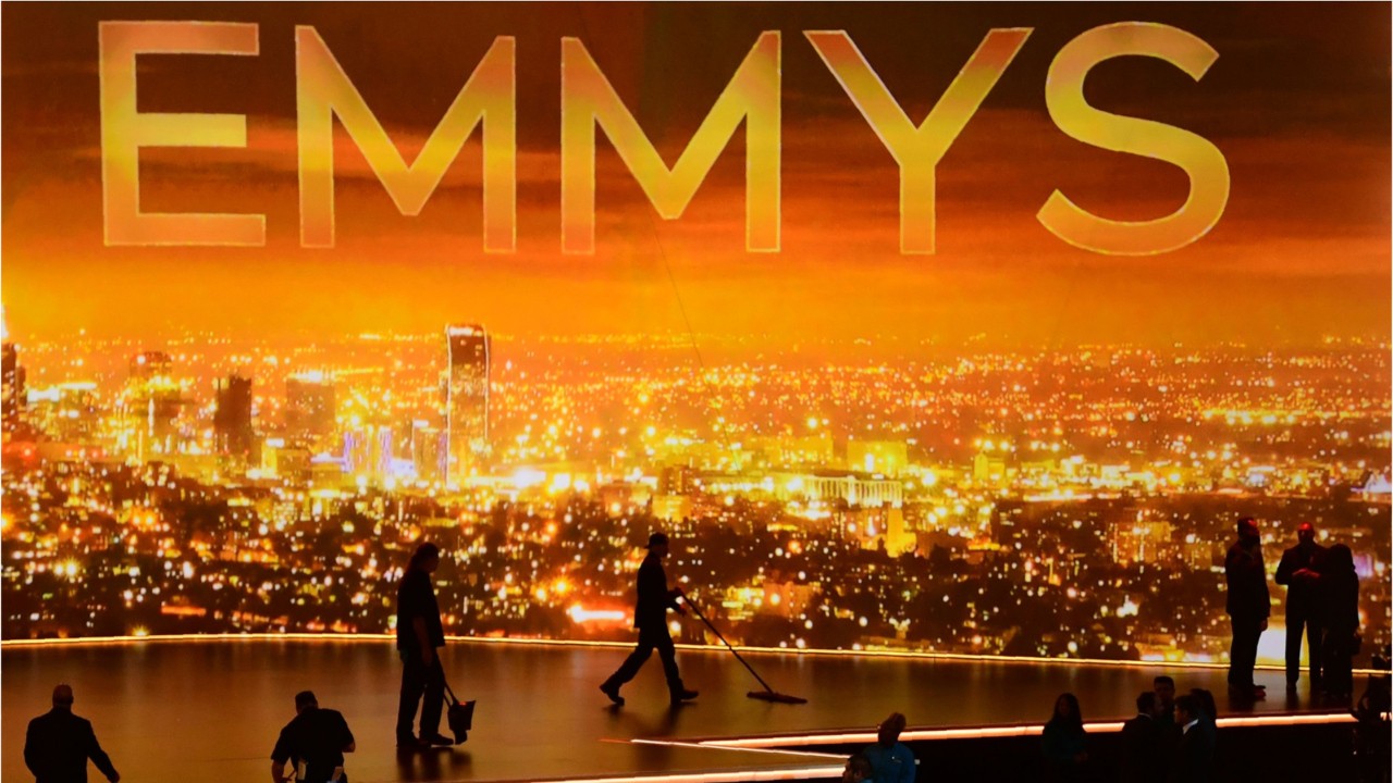 Emmys 2019: ‘The Marvelous Mrs. Maisel’ snags first 2 Emmys as Homer Simpson opens show