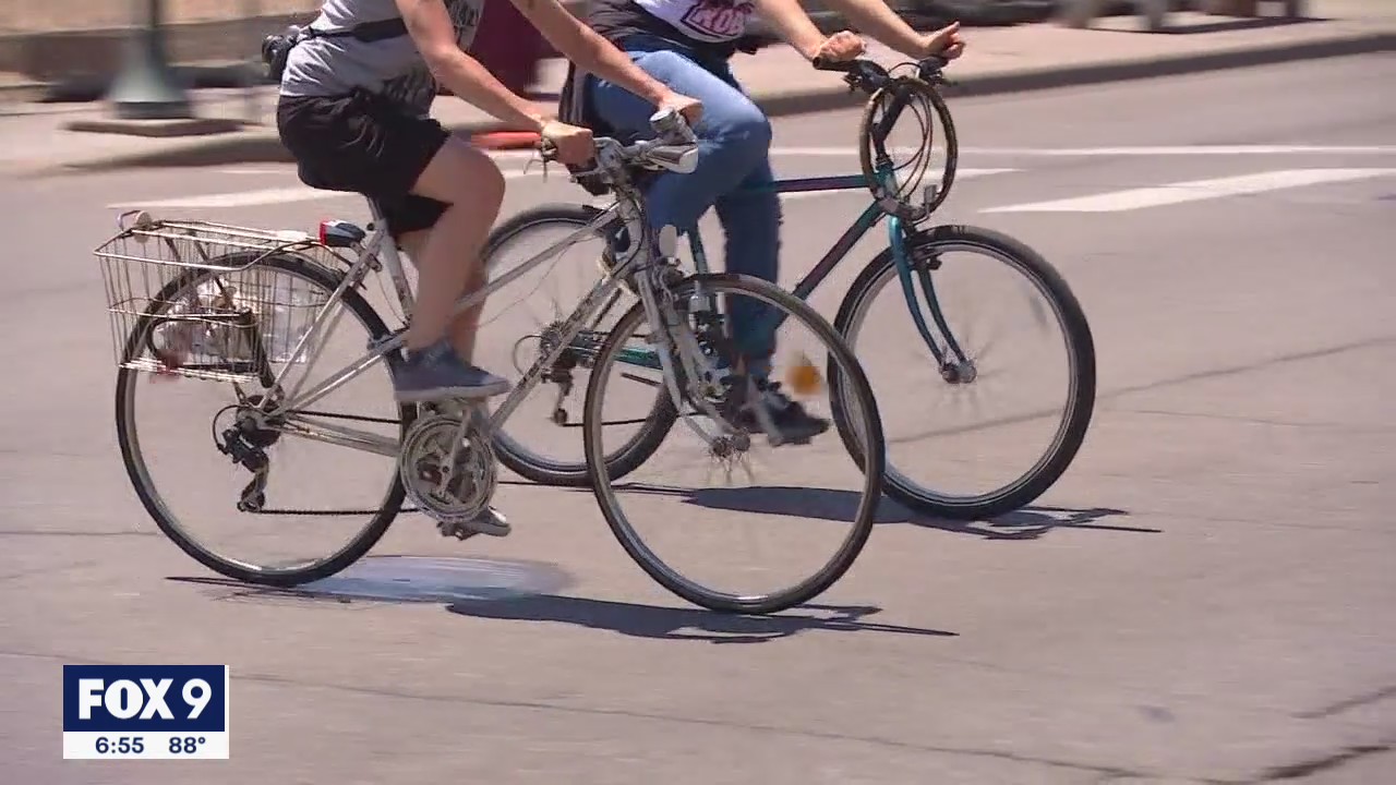 Group launches Bike to Lake initiative to support Lake Street businesses