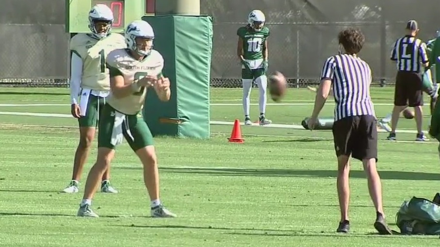 The battle to the the Bulls' QB