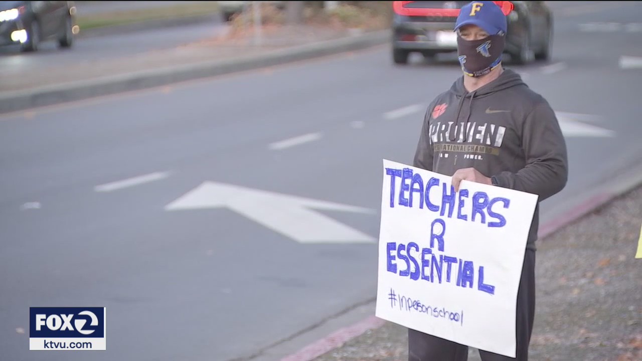 Calls to prioritize vaccinating teachers grow