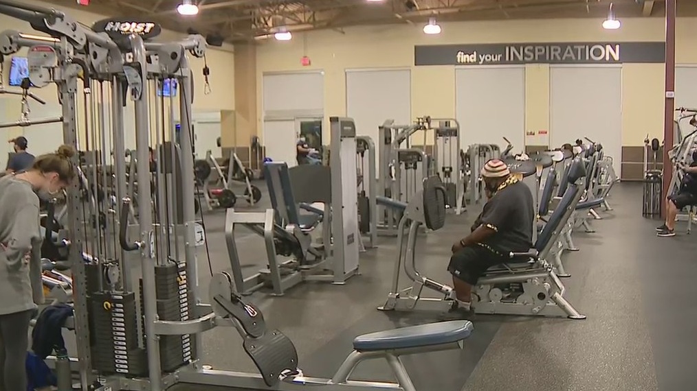 More Riverside County businesses reopen under red tier