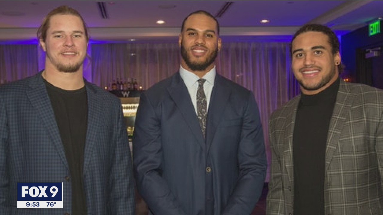 Vikings linebacker Anthony Barr was raised by a single mother and now he's trying to help single moms
