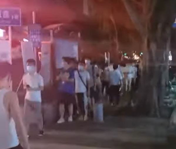 Mass COVID-19 testing sites pop up in the southern Chinese province of Guangzhou