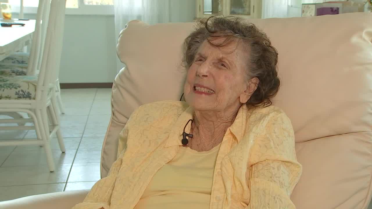 Rays' most supportive fan sends up prayers for winning series