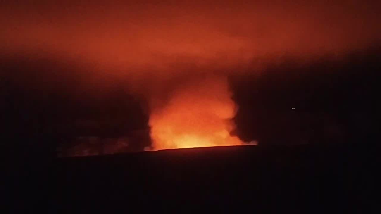 Smoke billows from Hawaii's Kilauea Volcano eruption