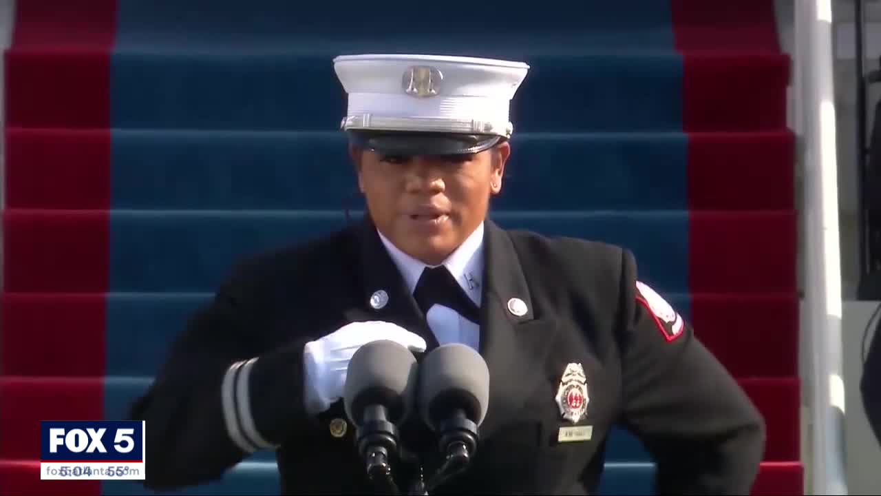 South Fulton Fire Captain delivers the Pledge of Allegiance