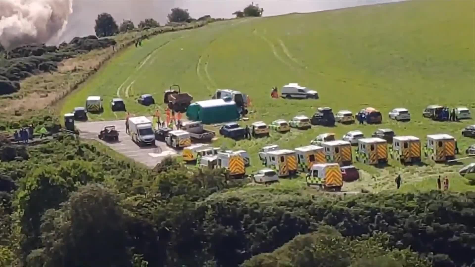 3 dead, 6 injured after passenger train derails in Scotland
