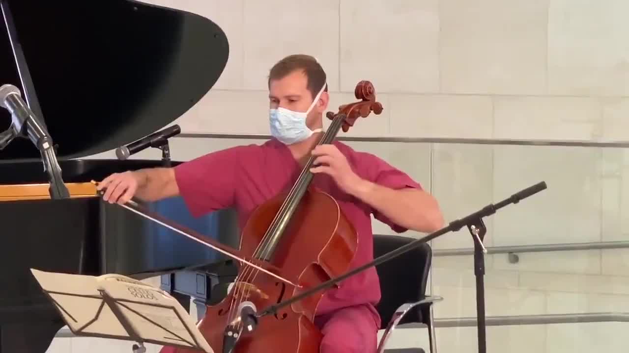 Surgeons perform classical music at hospital